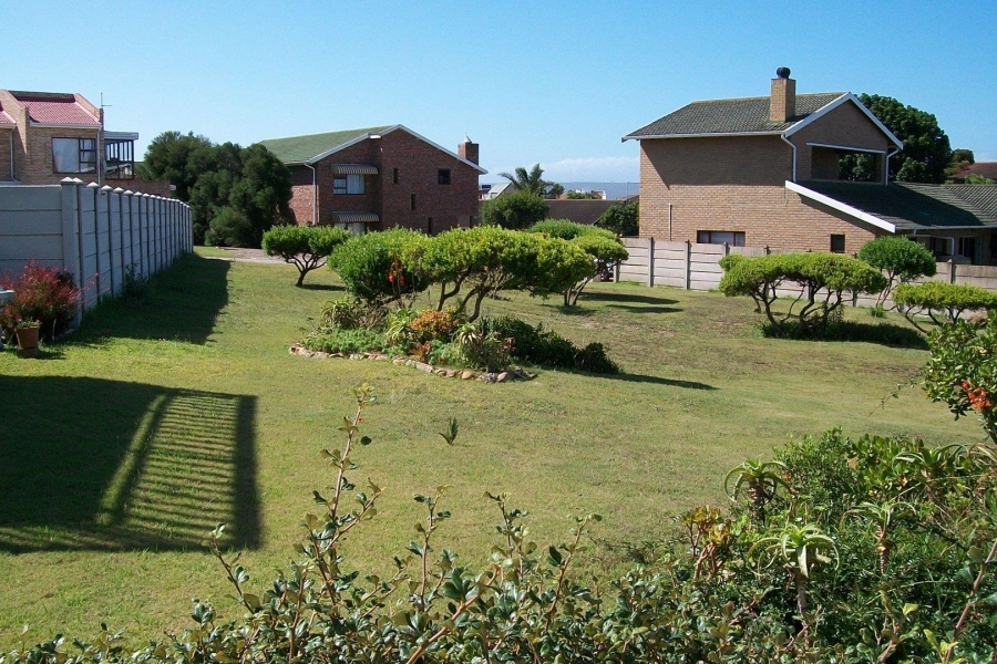 0 Bedroom Property for Sale in Wavecrest Eastern Cape